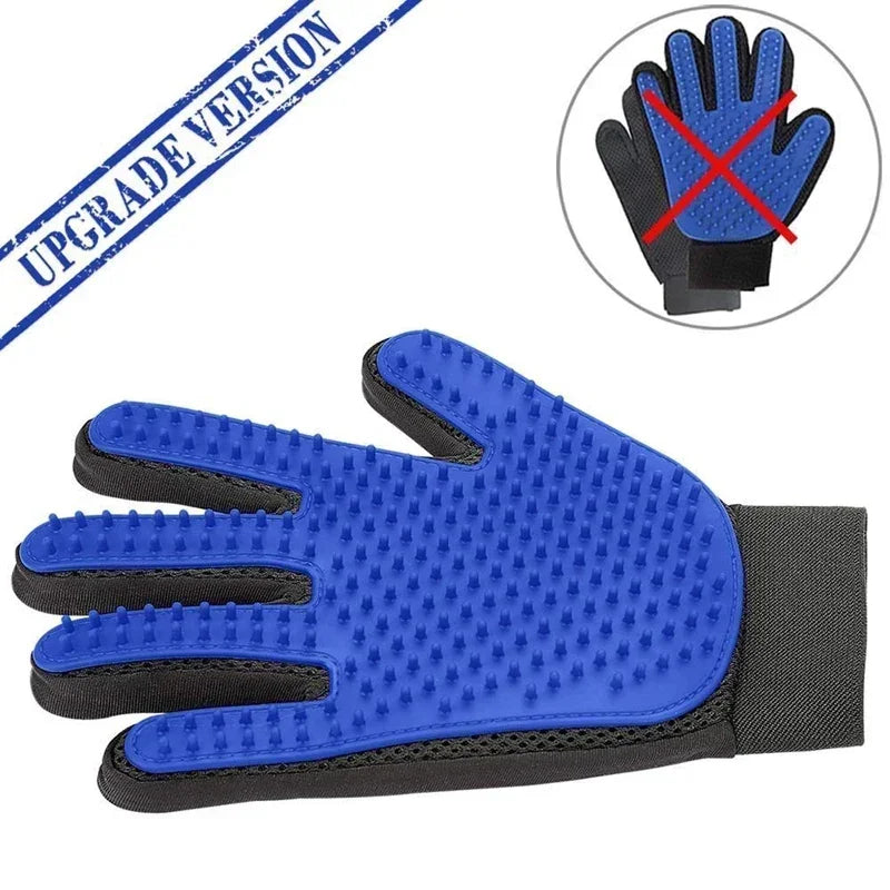 Gentle Grooming & Bathing GlovesTM